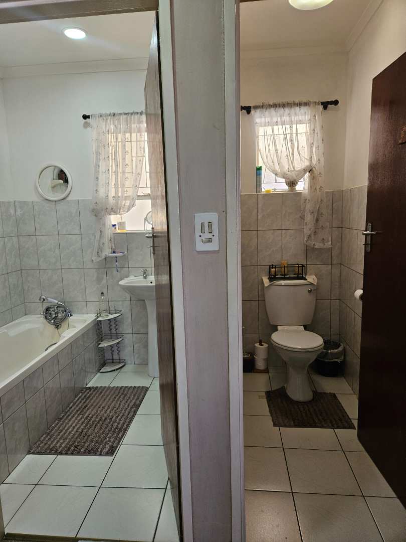 3 Bedroom Property for Sale in Algoa Park Eastern Cape